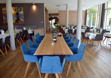 Moderne Akzente schmücken das neue Restaurant im Hotel St. Elisabeth