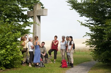 Pilgergruppe im Klostergarten