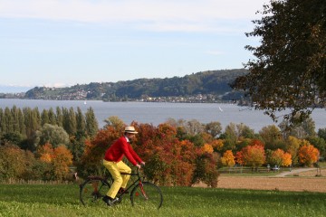 Radfahren am herbstlichen Bodensee